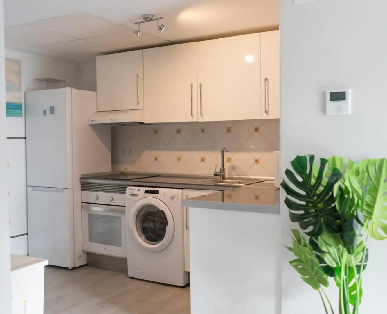 3 Rooms Y 3 Baths Y Aparcamiento Catedral Malaga 0*,  Spain