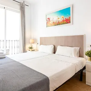 Apartment Center Flat. Center Train Station, Malaga